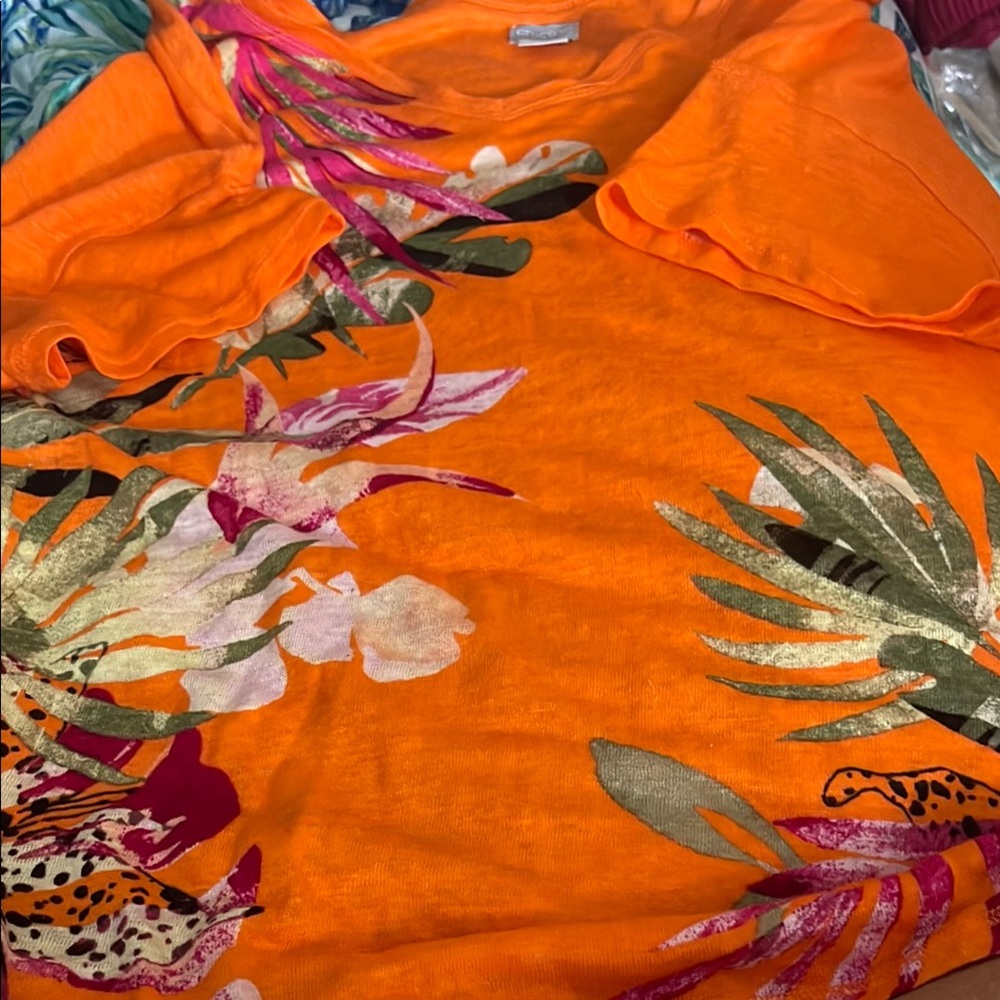 Chico's Orange Short Sleeve Tee